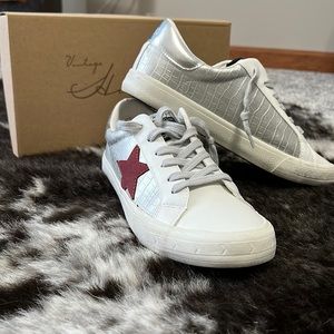 Vintage Havana sneakers